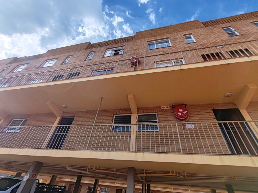 1 Bedroom Property for Sale in Potchefstroom North West